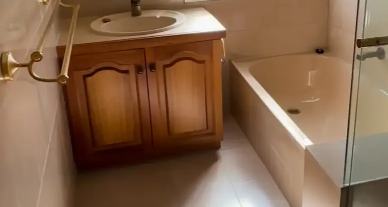 7 Bathroom Renovation Chirnside Park Builders Hide [2025]